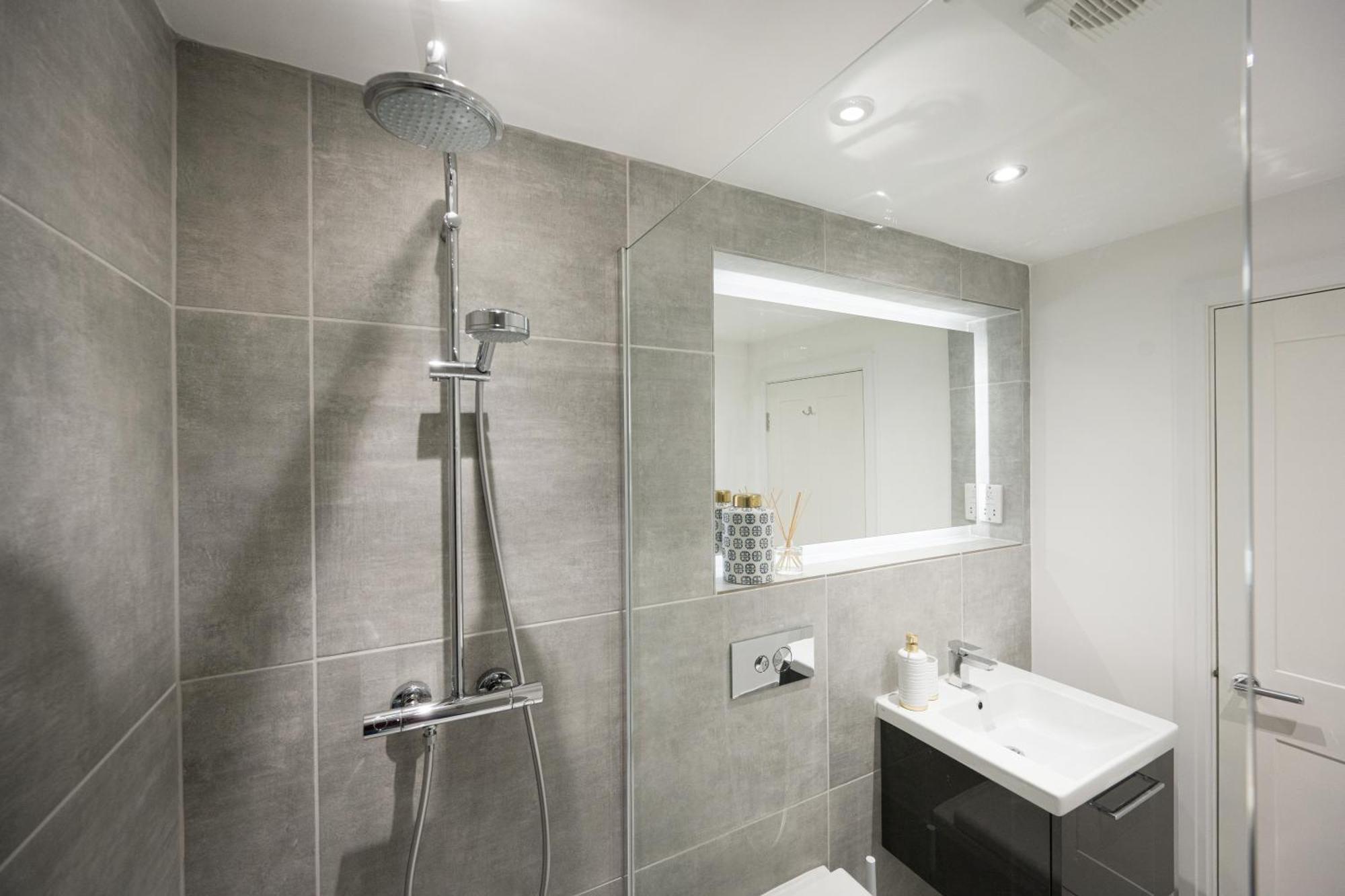 Sixtytwo By Harrogate Serviced Apartments Exterior photo