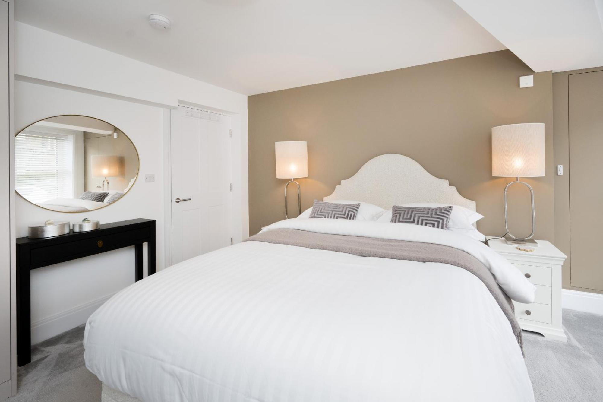 Sixtytwo By Harrogate Serviced Apartments Exterior photo