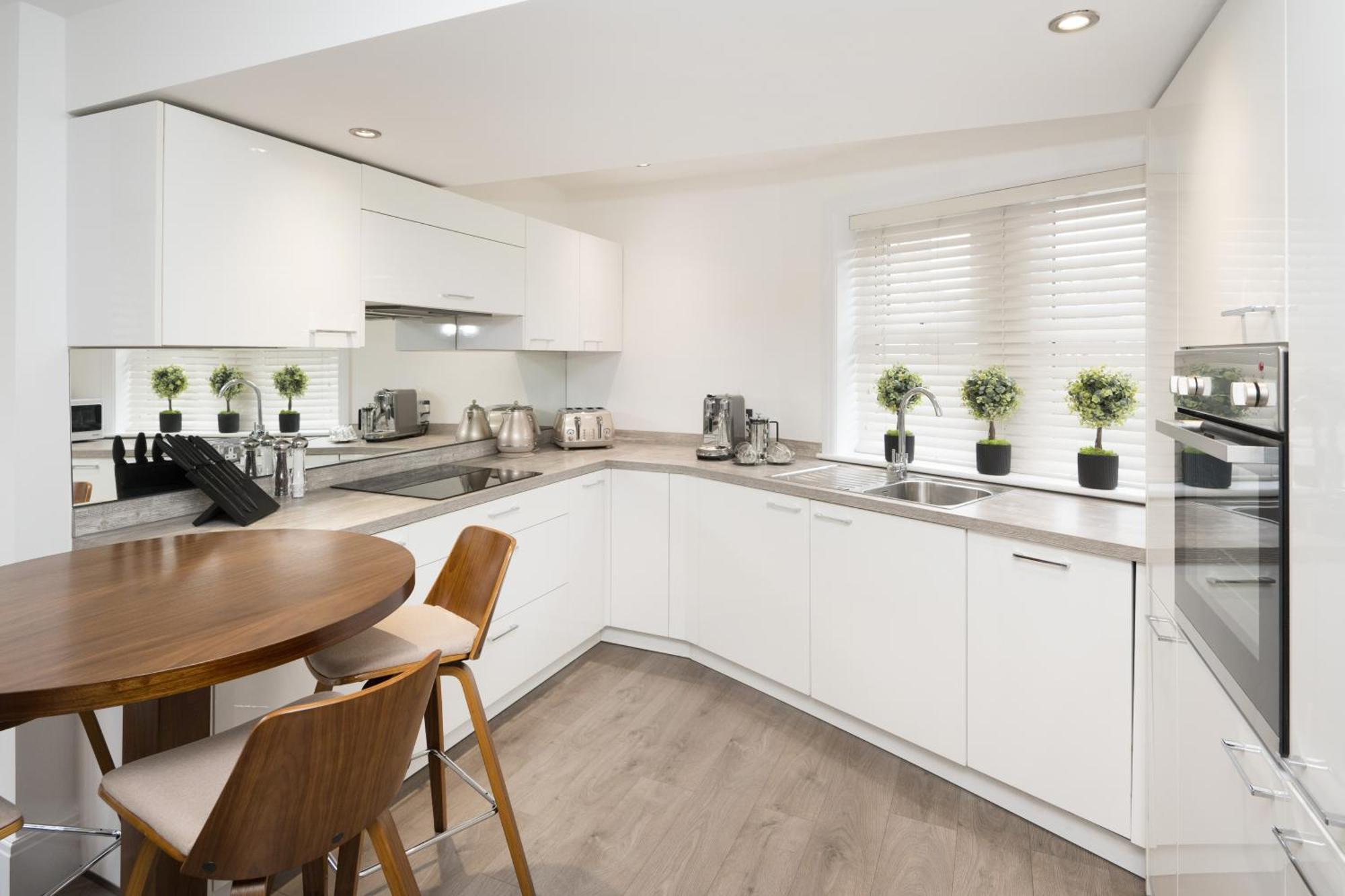 Sixtytwo By Harrogate Serviced Apartments Exterior photo